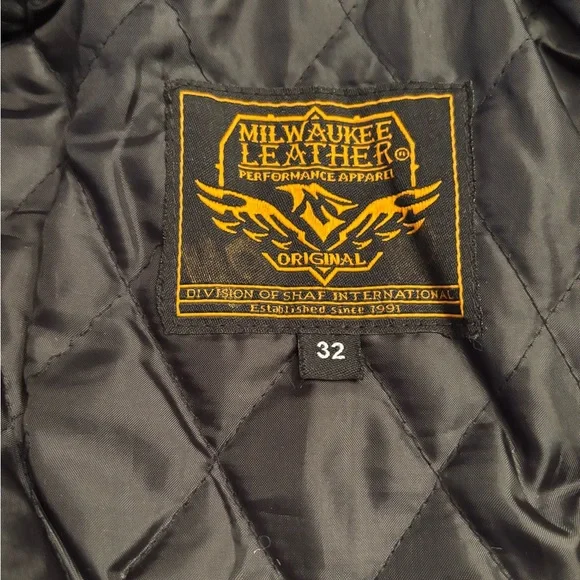Women’s Milwaukee black leather motto jacket size 32 (small) - Picture 6 of 10